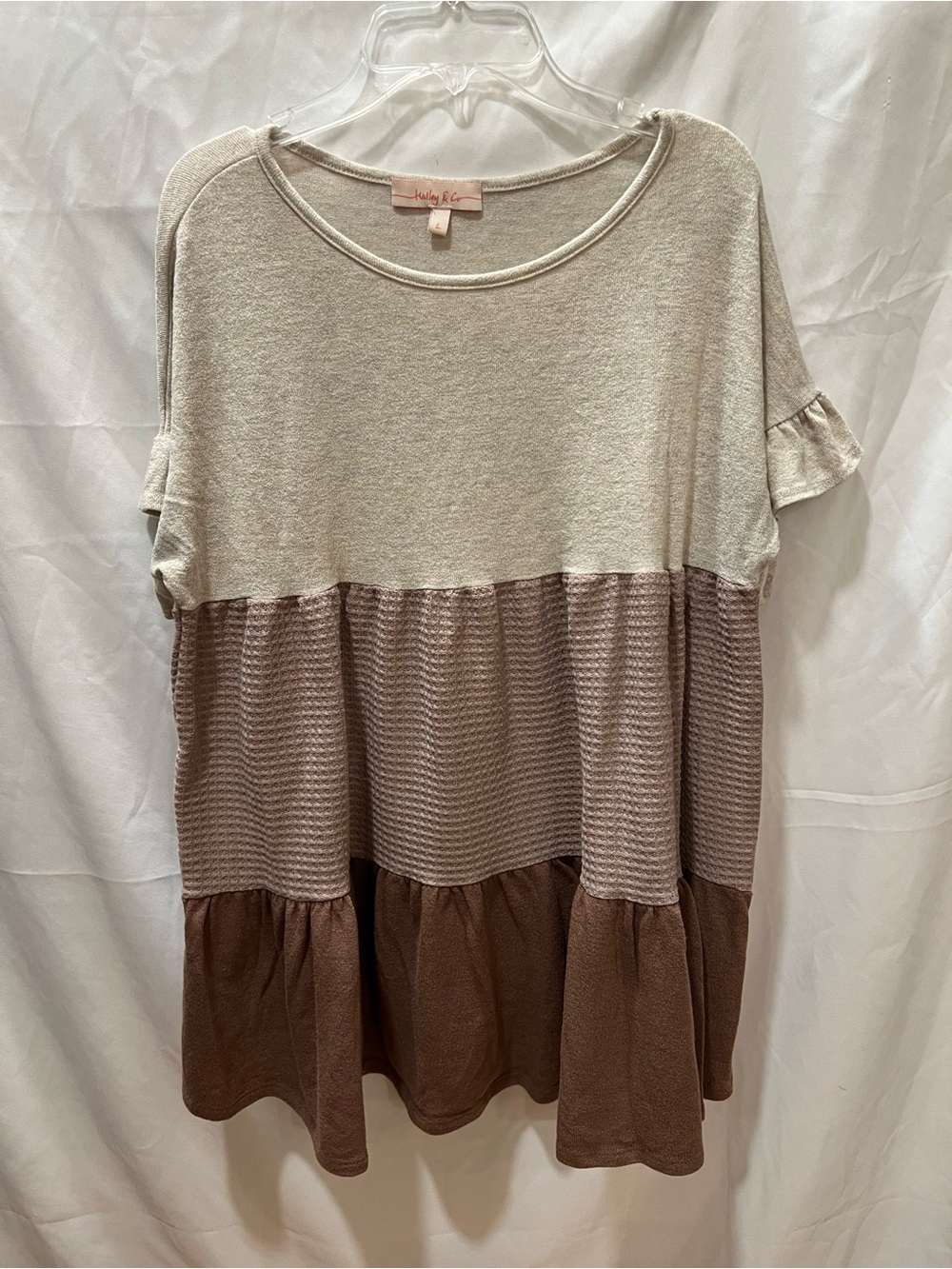 Tiered Colorblock Tunic Top in Cream and Brown